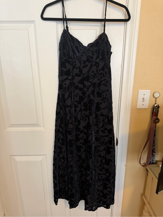 Astr Dresses & Skirts - Astr Velvet Burnout Dark Blue Looks Black Maxi Slip Dress